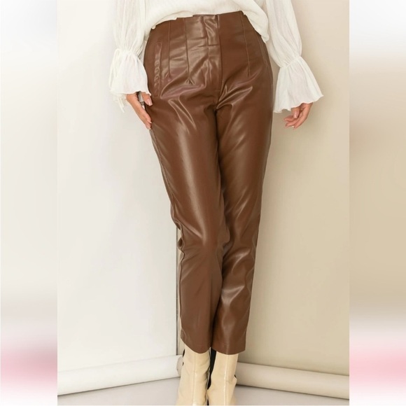 Pants - NEW! HIGH-WAIST Faux Leather Cropped Stretchy Flattering Pants!! Could fit an XL